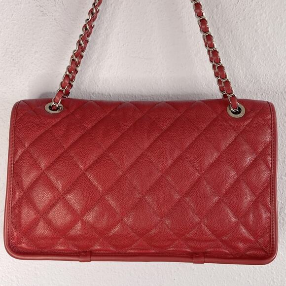 Authentic Chanel Red Medium Riviera Flap Quilted Leather Handbag - Picture 8 of 17
